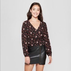 JUNK FOOD Grateful Dead Roses Wrap Top